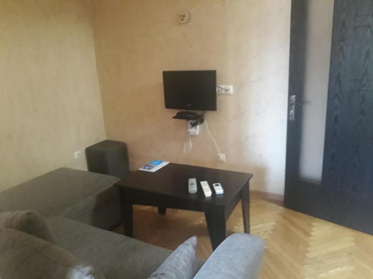 View Of The Tower Of Alphabet Apartamento Batumi Exterior foto